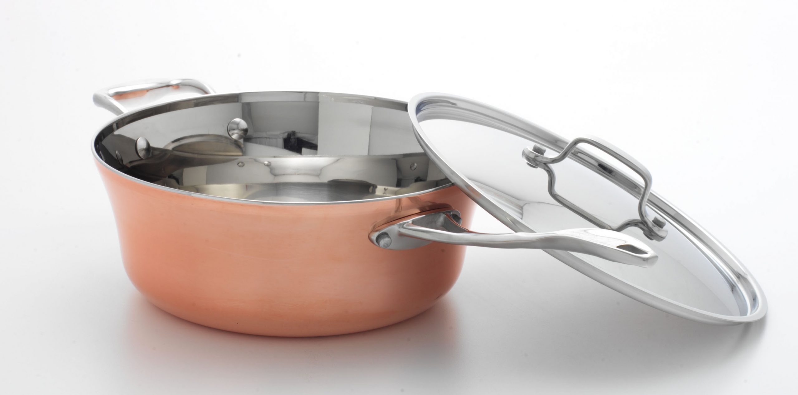 https://frenchcopperstudio.com/wp-content/uploads/2020/04/26cm-10-14-splayed-sautesauce-pan-tri-metal-scaled.jpg